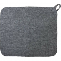 серый коврик для бани